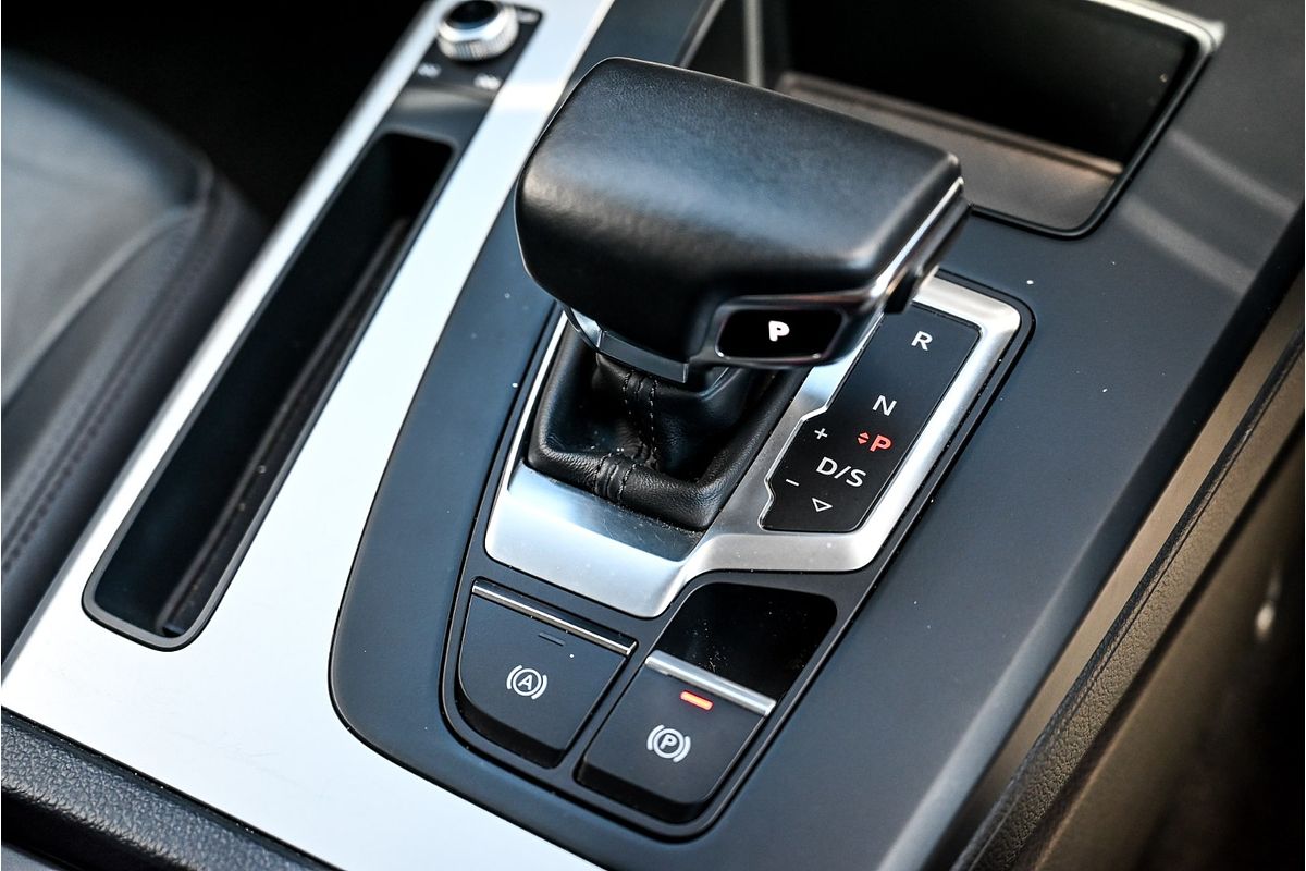 2023 Audi Q5 35 TDI FY