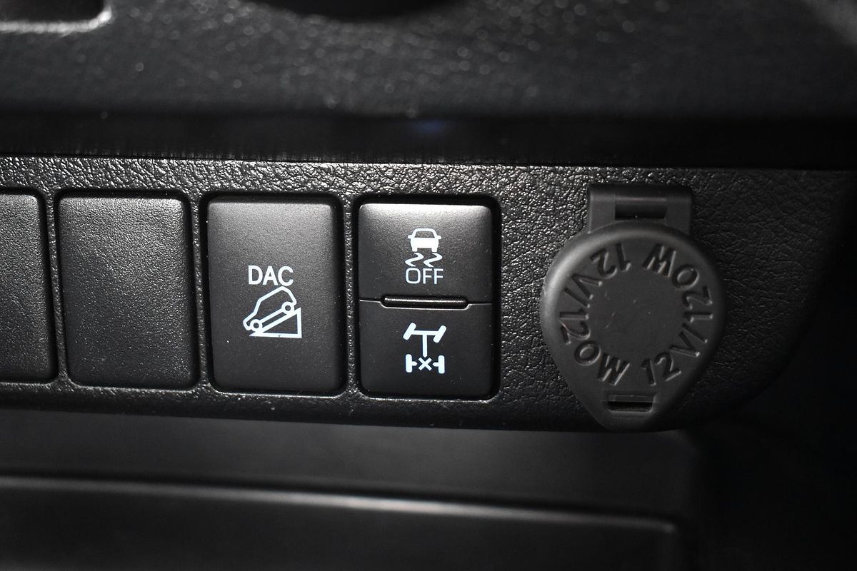 2021 Toyota Hilux SR GUN126R 4X4
