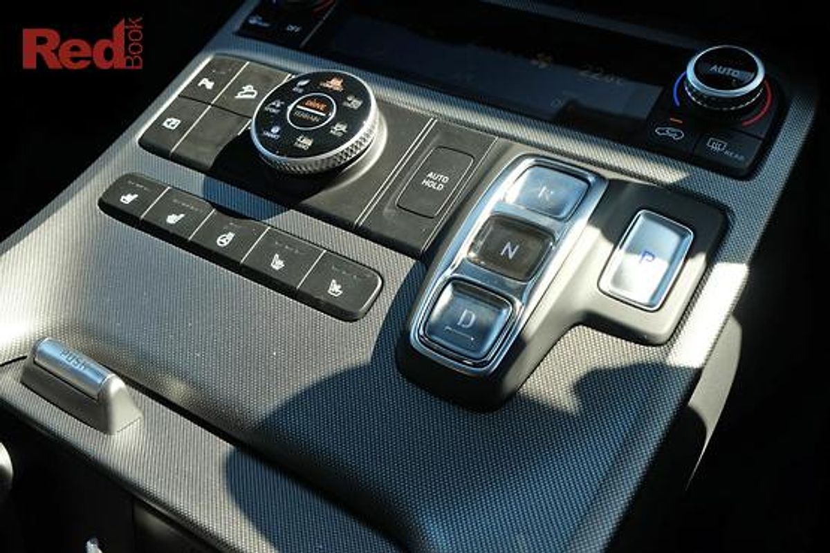 2025 Hyundai Palisade Calligraphy Black Ink LX2.V5