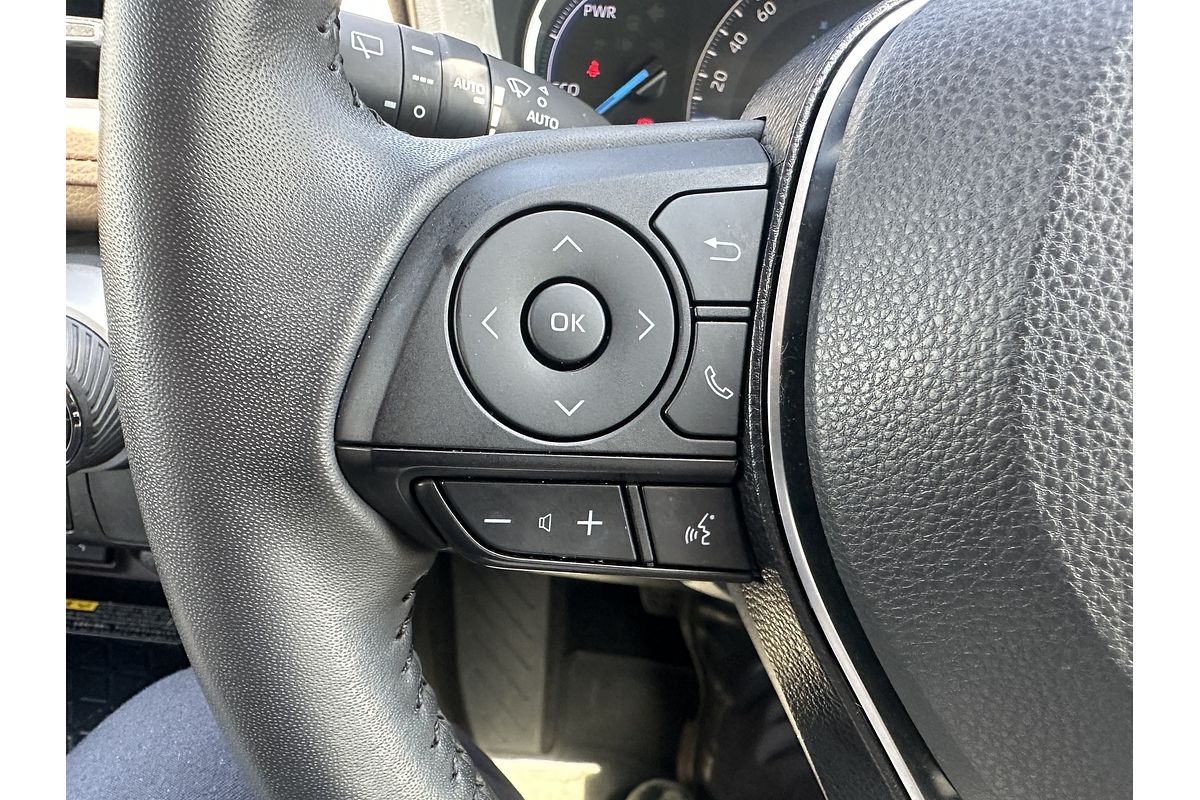 2020 Toyota RAV4 Cruiser AXAH54R