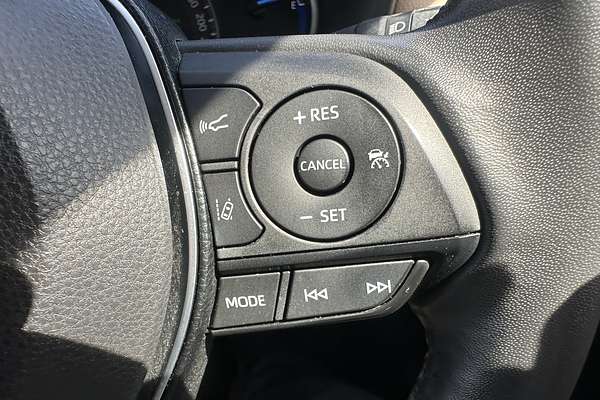 2020 Toyota RAV4 Cruiser AXAH54R