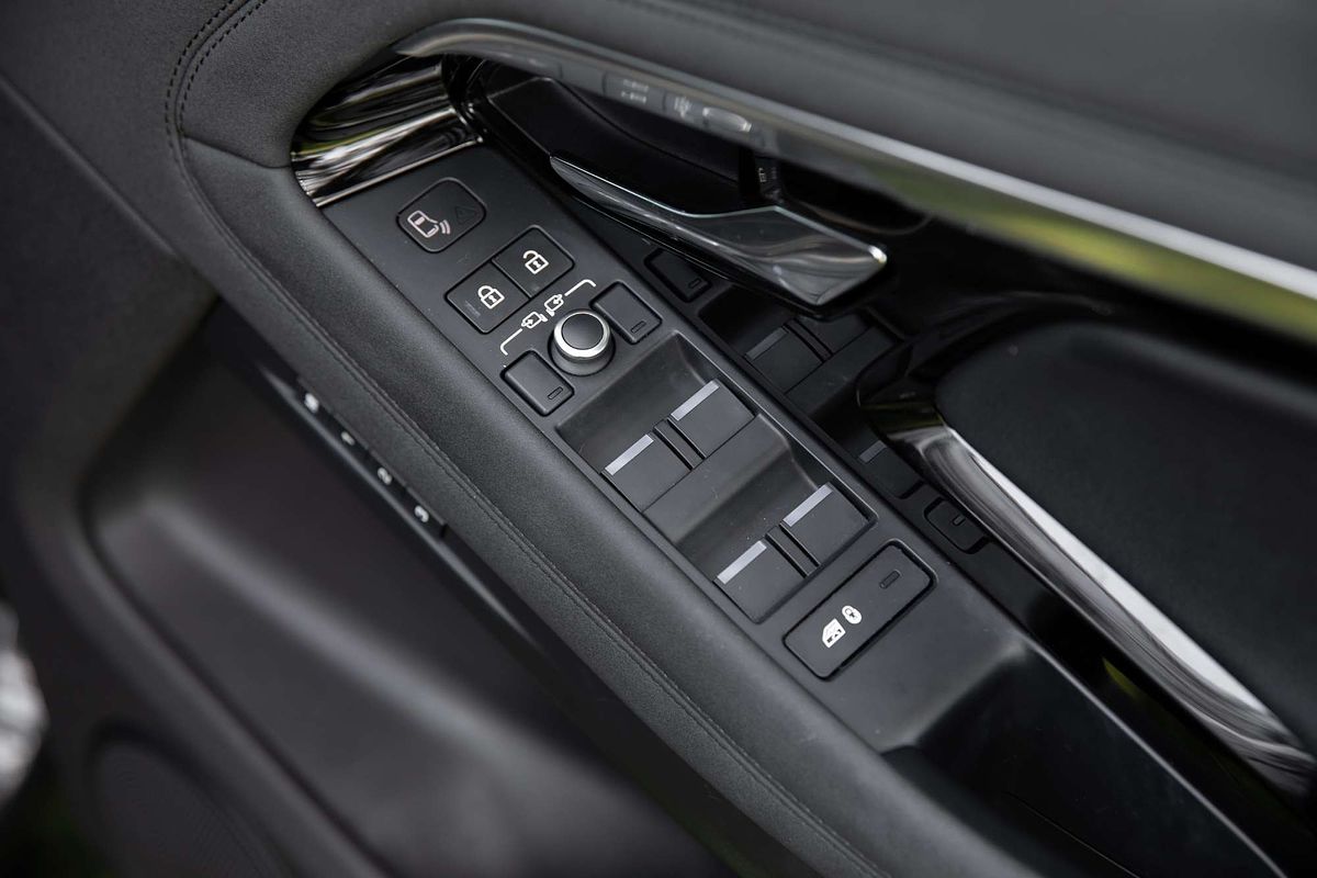 2021 Land Rover Range Rover Evoque P250 R-Dynamic SE L551