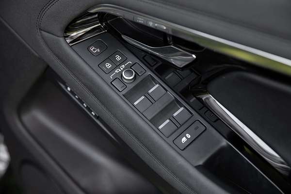 2021 Land Rover Range Rover Evoque P250 R-Dynamic SE L551
