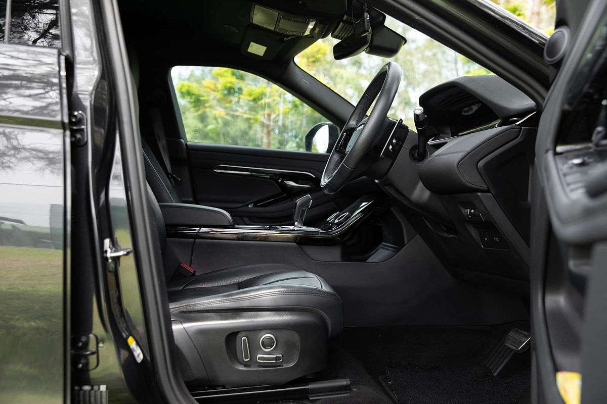 2021 Land Rover Range Rover Evoque P250 R-Dynamic SE L551