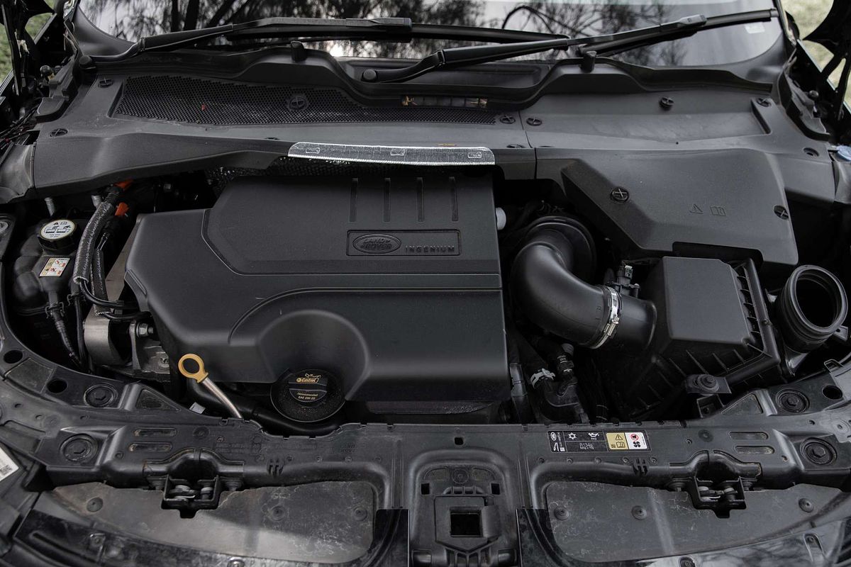 2021 Land Rover Range Rover Evoque P250 R-Dynamic SE L551