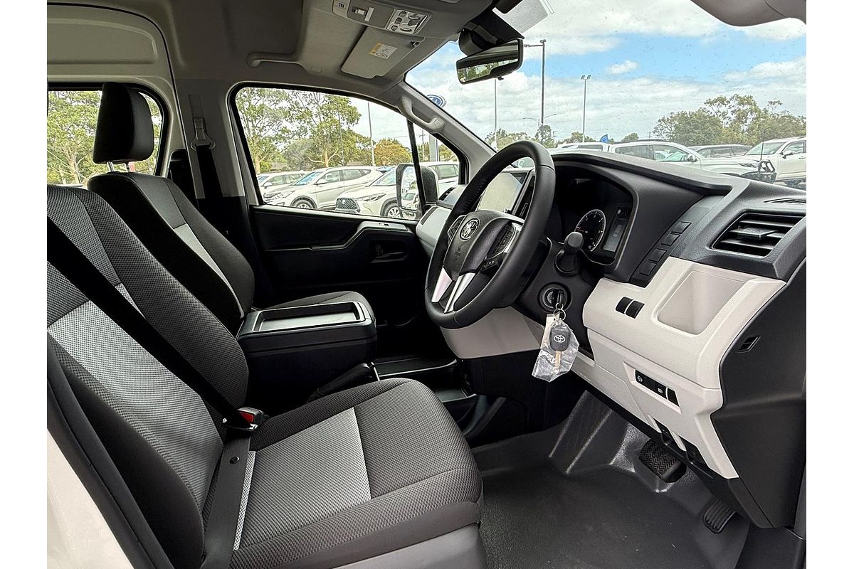 2024 Toyota Hiace GDH320R