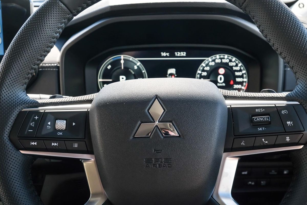 2024 Mitsubishi Outlander PHEV Aspire ZM