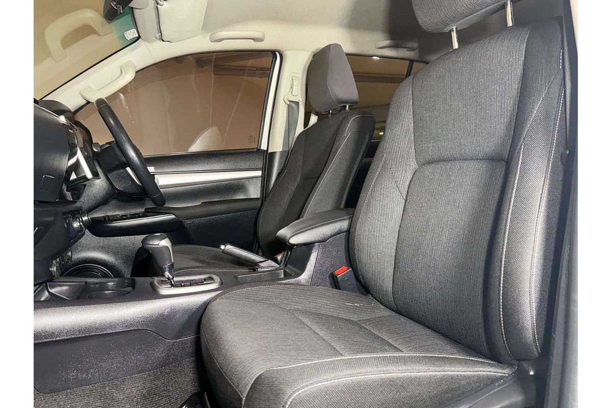 2018 Toyota Hilux SR5 GUN126R 4X4