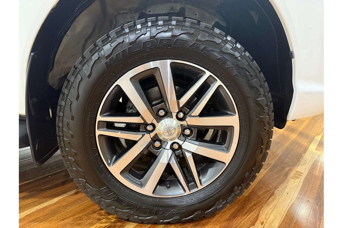 2018 Toyota Hilux SR5 GUN126R 4X4