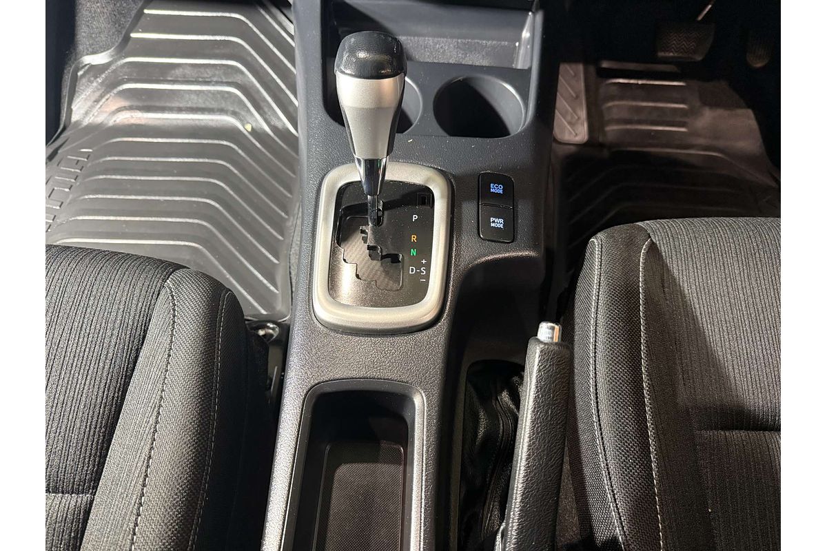 2018 Toyota Hilux SR5 GUN126R 4X4