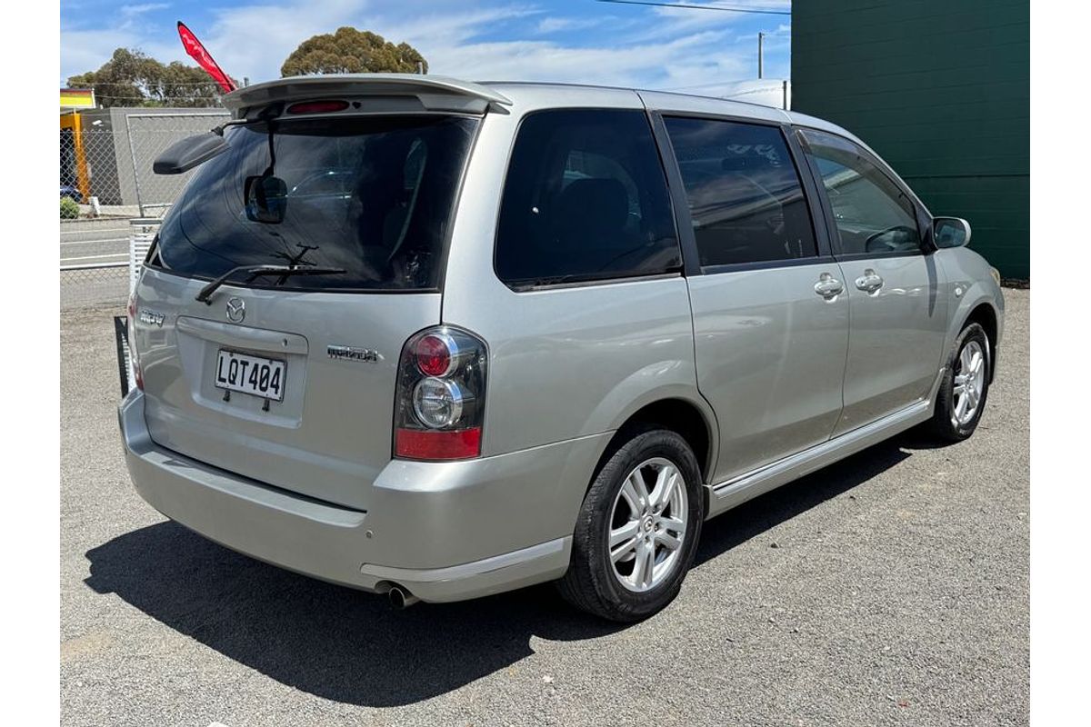 2005 Mazda MPV