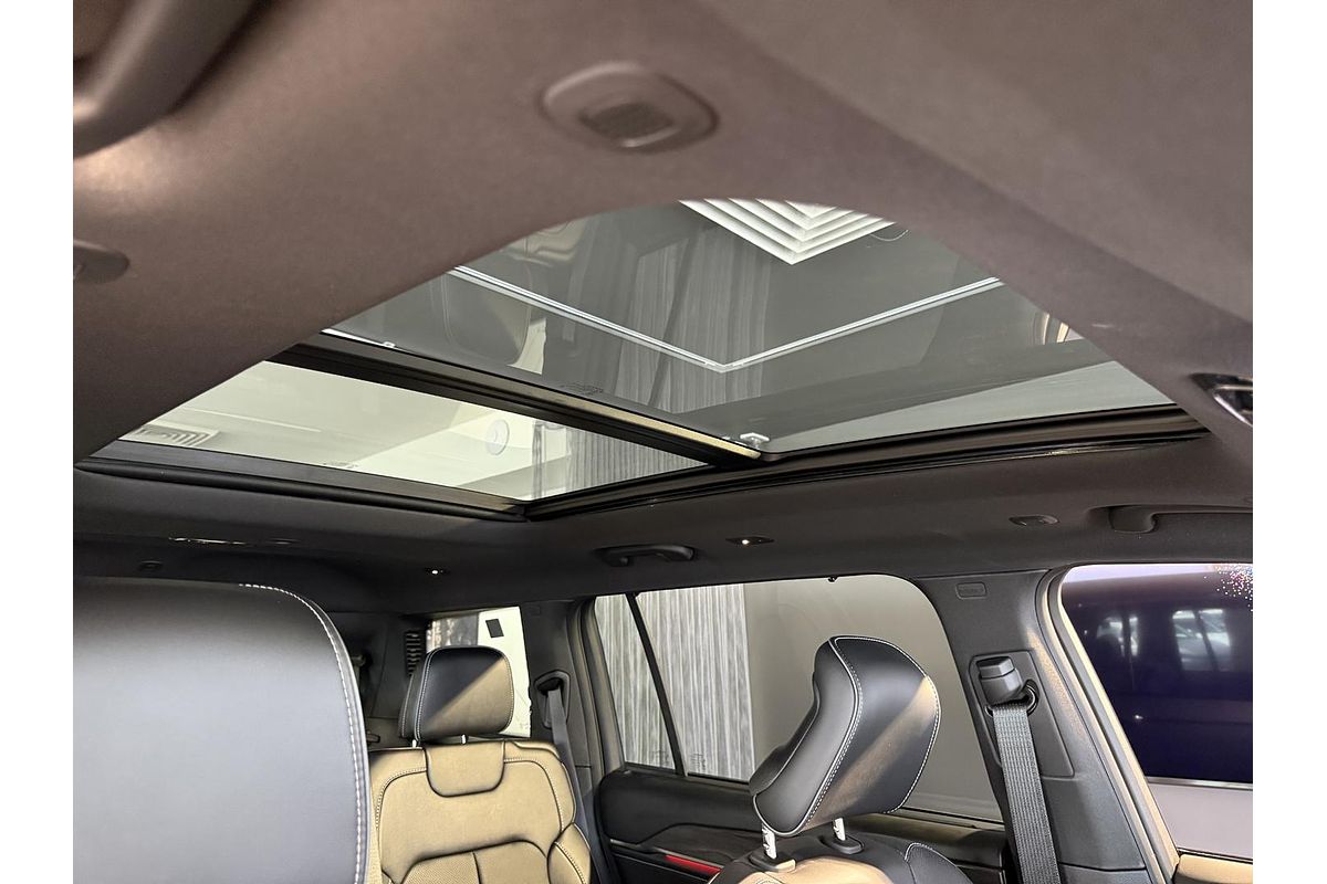 2023 Jeep Grand Cherokee Overland WL