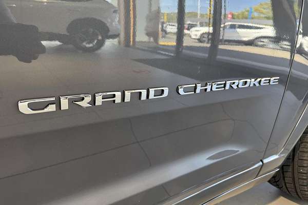 2023 Jeep Grand Cherokee Overland WL