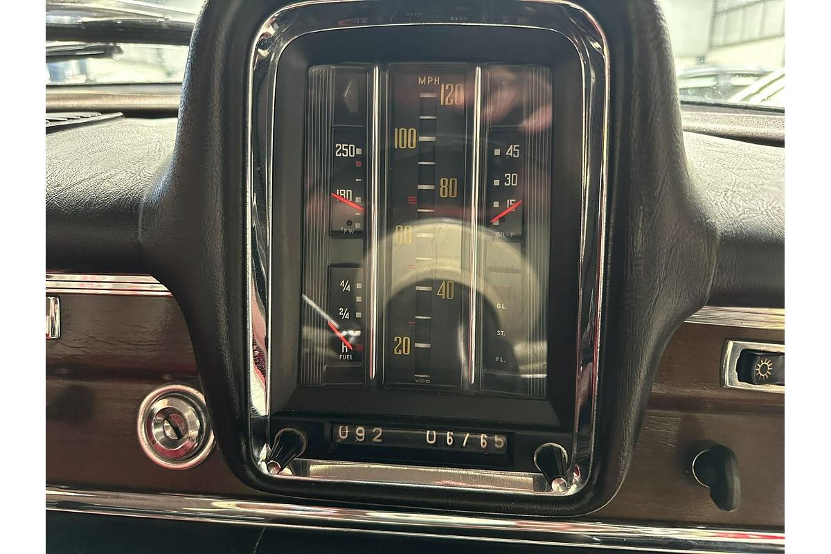 1962 Mercedes-Benz 220S W111