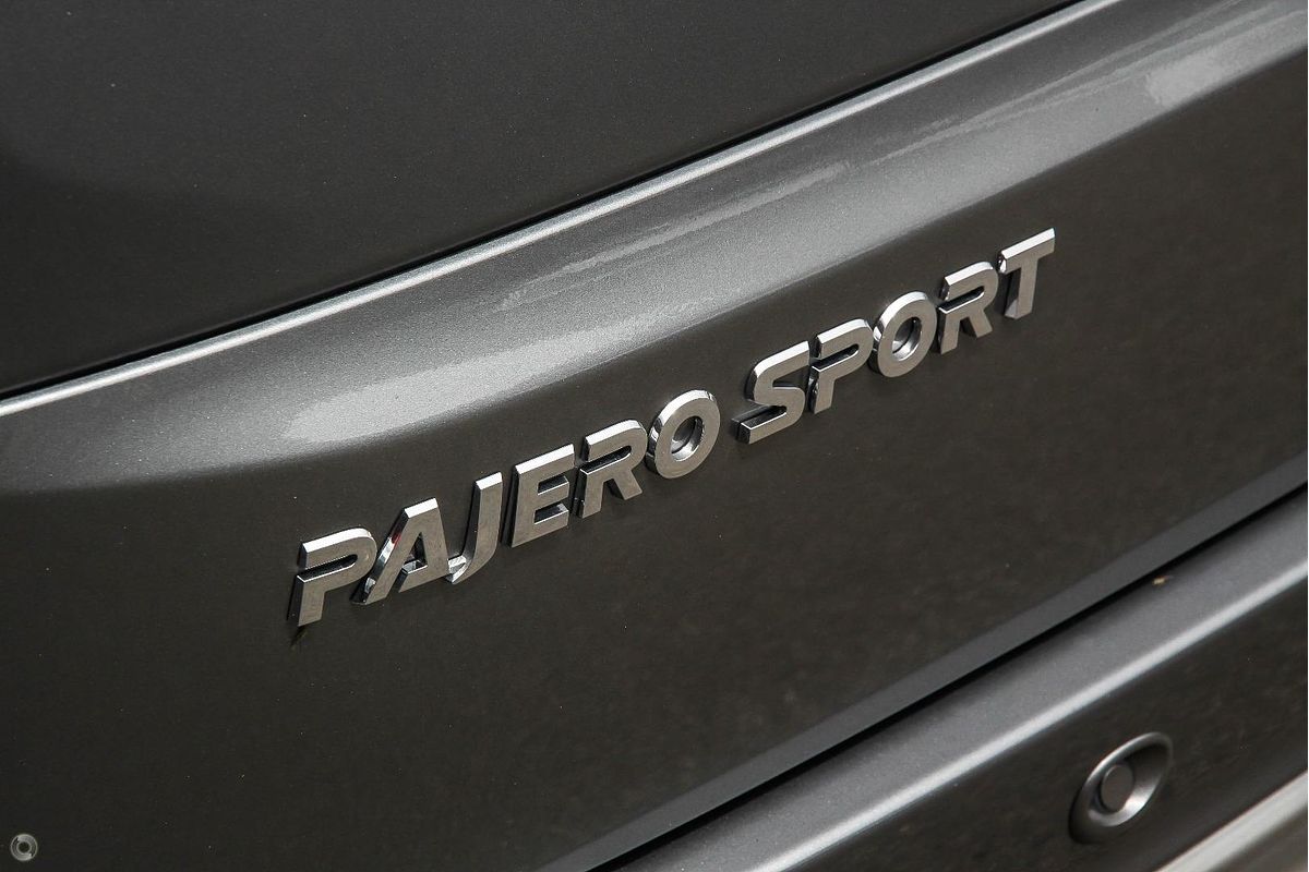 2017 Mitsubishi Pajero Sport GLS QE