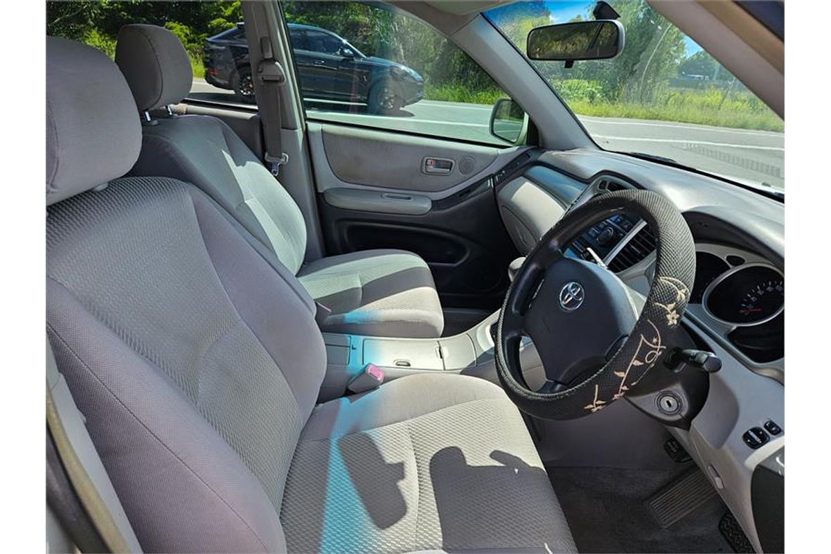 2004 Toyota Kluger CV MCU28R