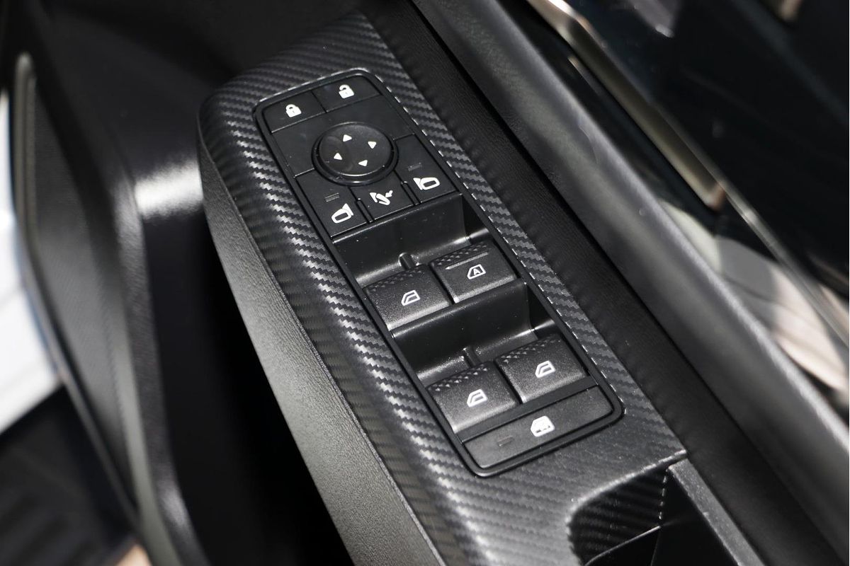 2024 Mitsubishi Triton GSR MV 4X4
