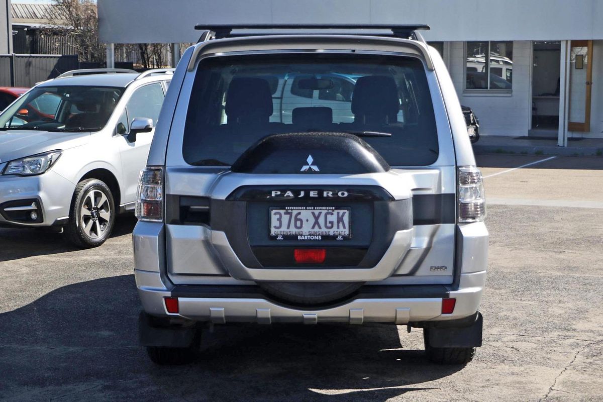 2017 Mitsubishi Pajero GLX NX