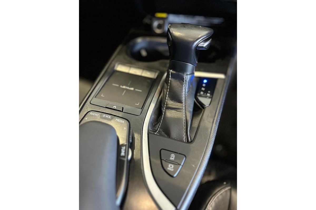2019 Lexus UX UX200 Luxury MZAA10R