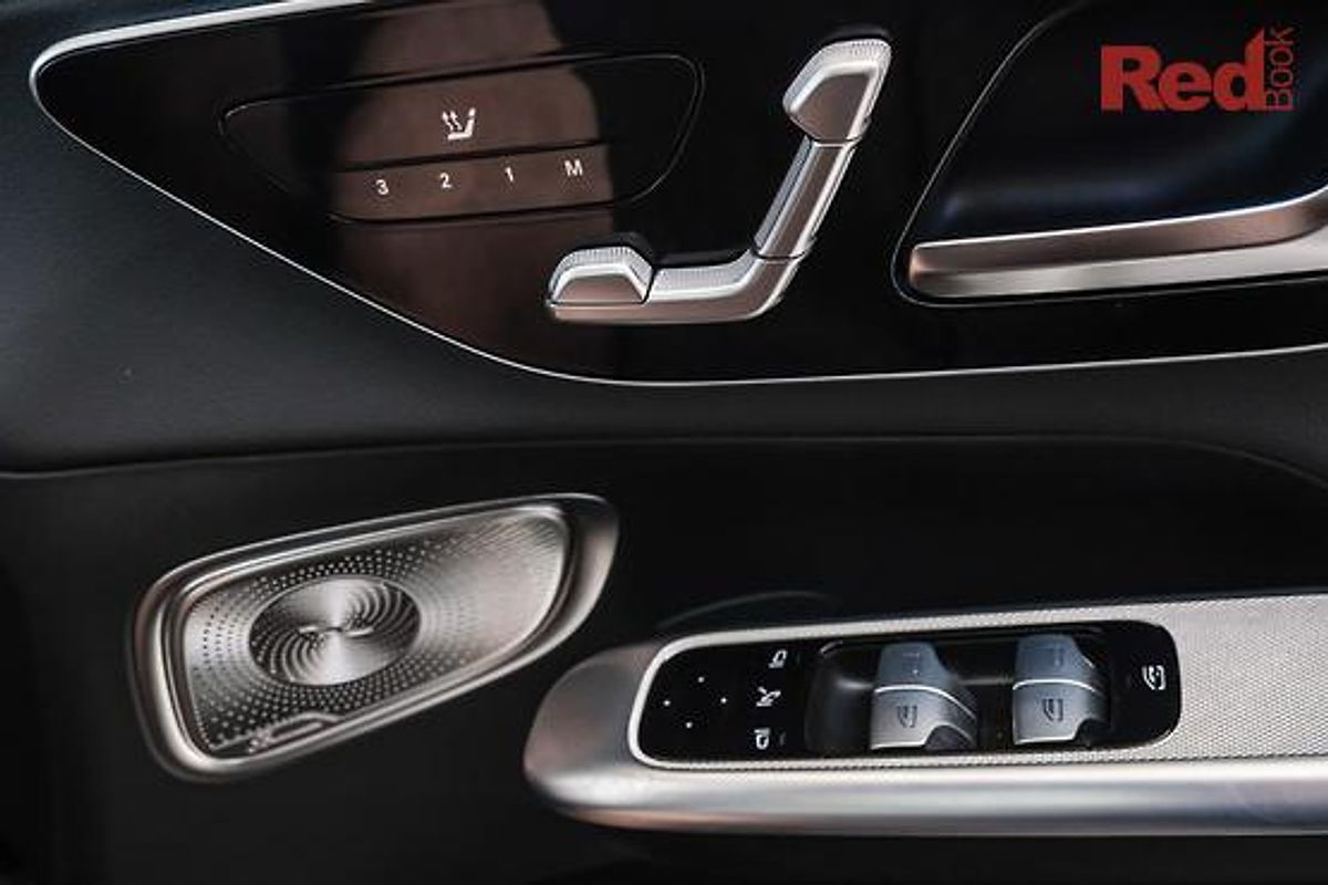 2025 Mercedes-Benz GLC-Class GLC300 C254