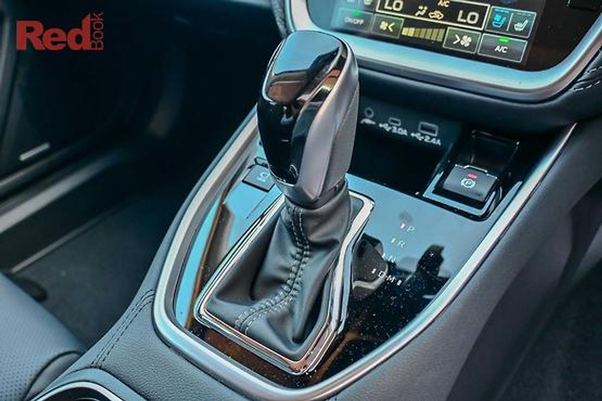 2025 Subaru Outback AWD Touring XT 6GEN