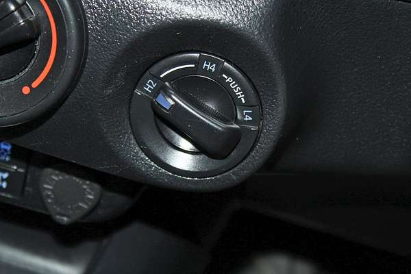 2020 Toyota Hilux SR GUN126R 4X4