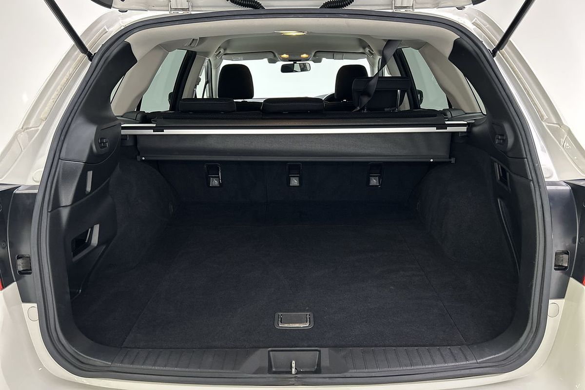 2020 Subaru Outback 2.5i 5GEN