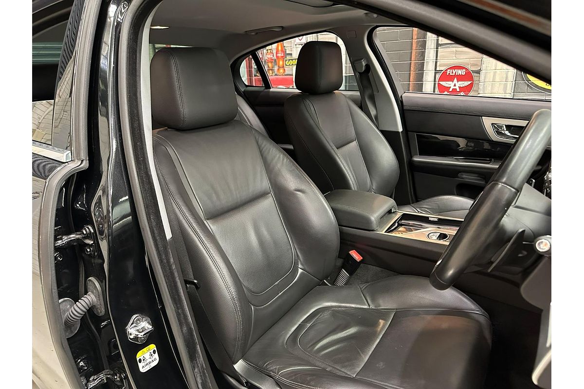 2013 Jaguar XF Premium Luxury X250