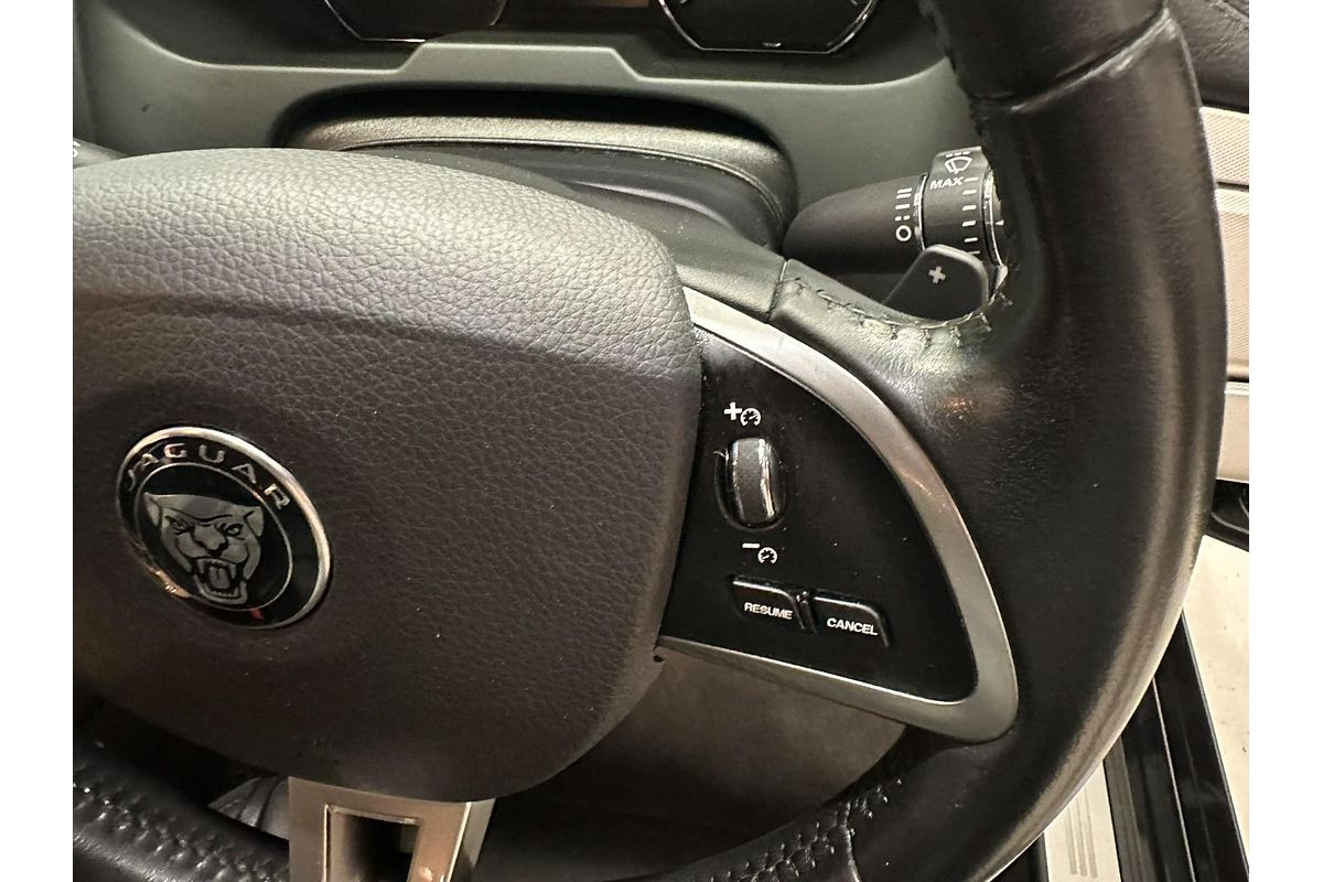 2013 Jaguar XF Premium Luxury X250