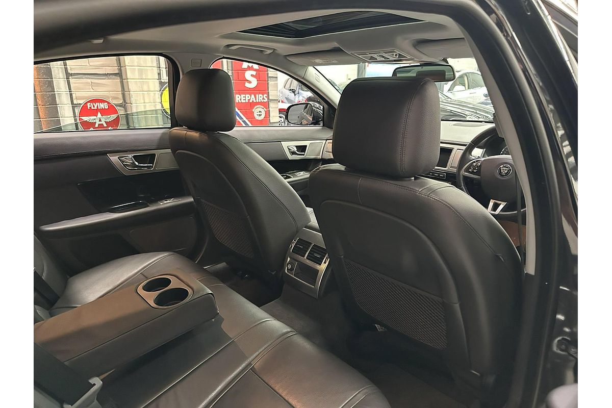 2013 Jaguar XF Premium Luxury X250