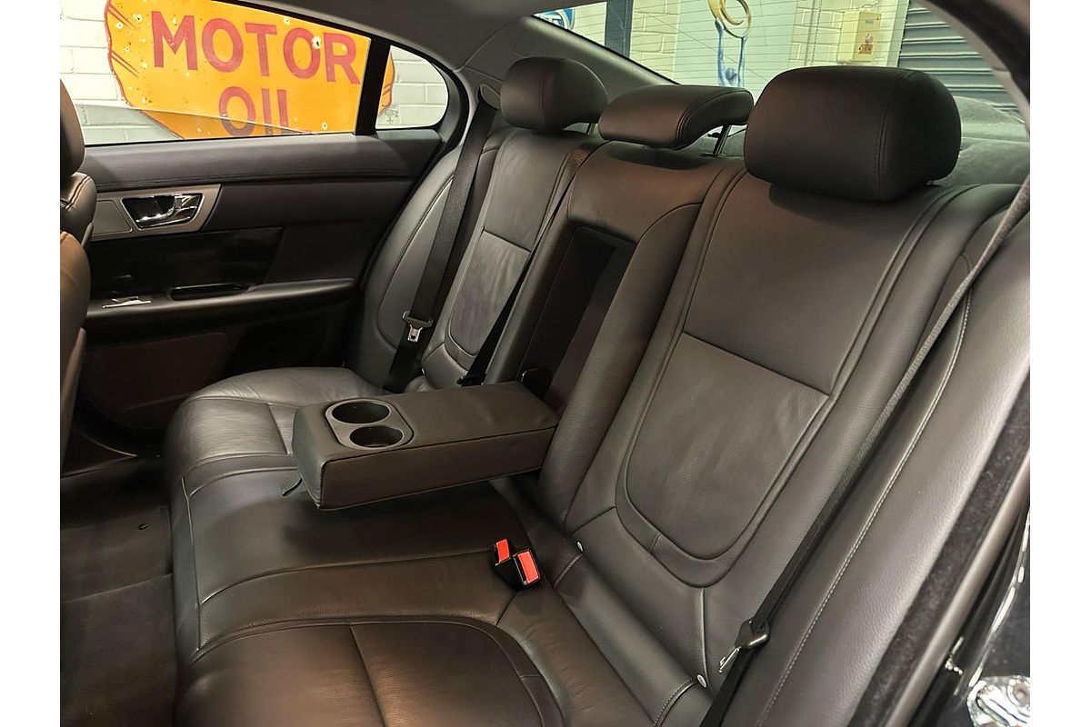 2013 Jaguar XF Premium Luxury X250