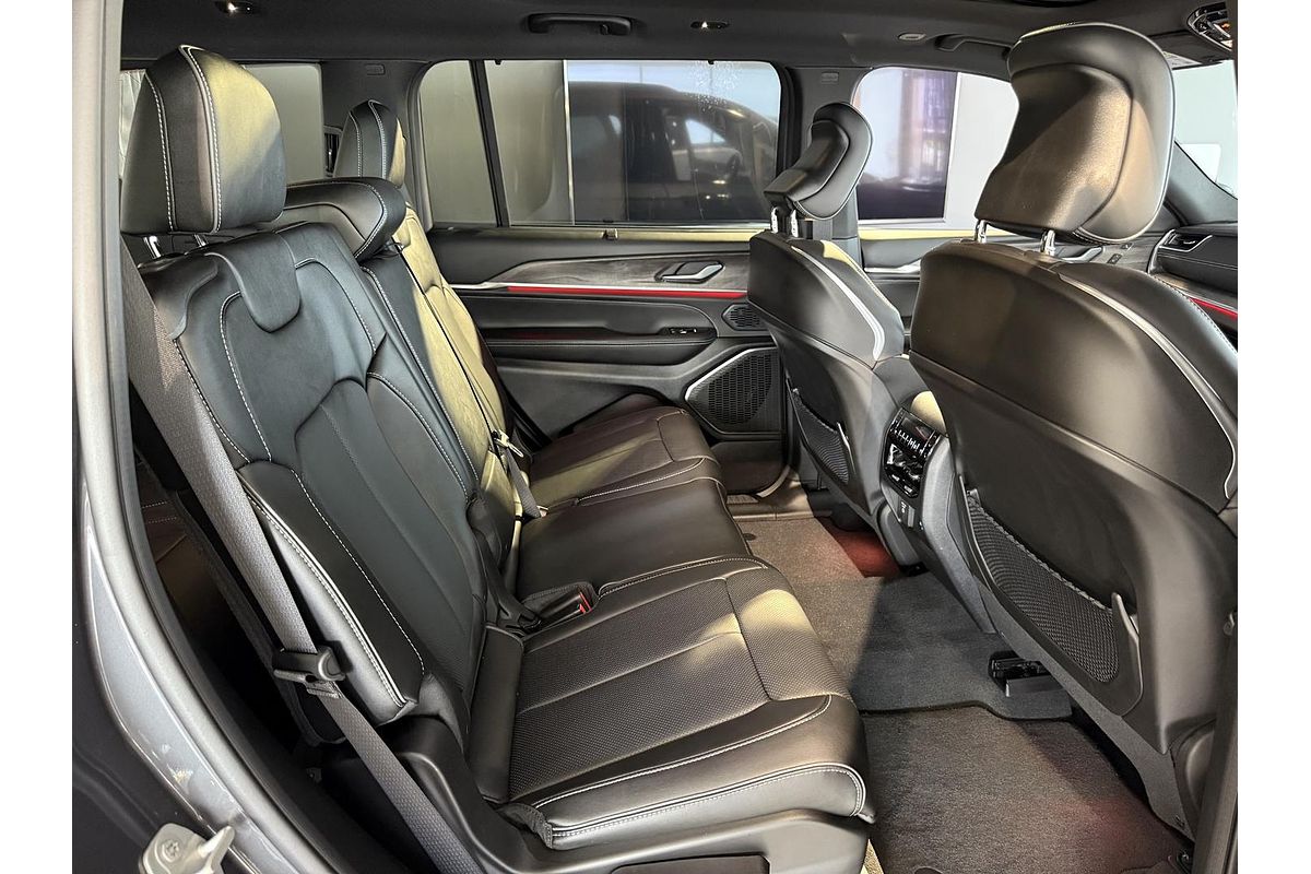 2023 Jeep Grand Cherokee Overland WL