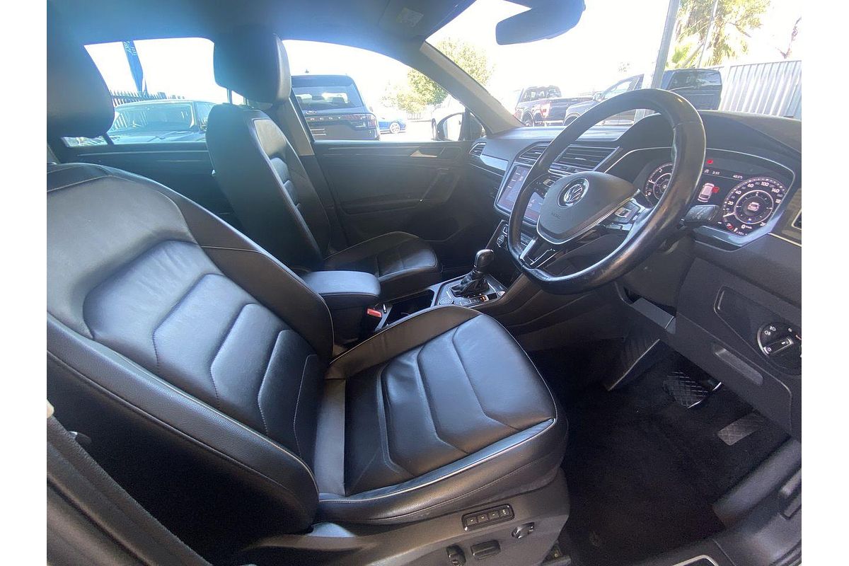 2017 Volkswagen Tiguan 140TDI Highline 5N