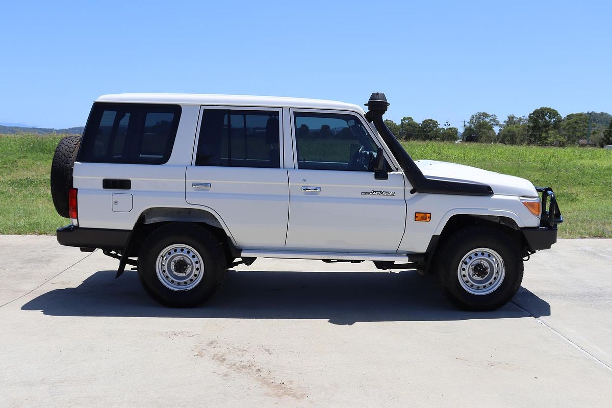 2023 Toyota Landcruiser Workmate VDJ76R