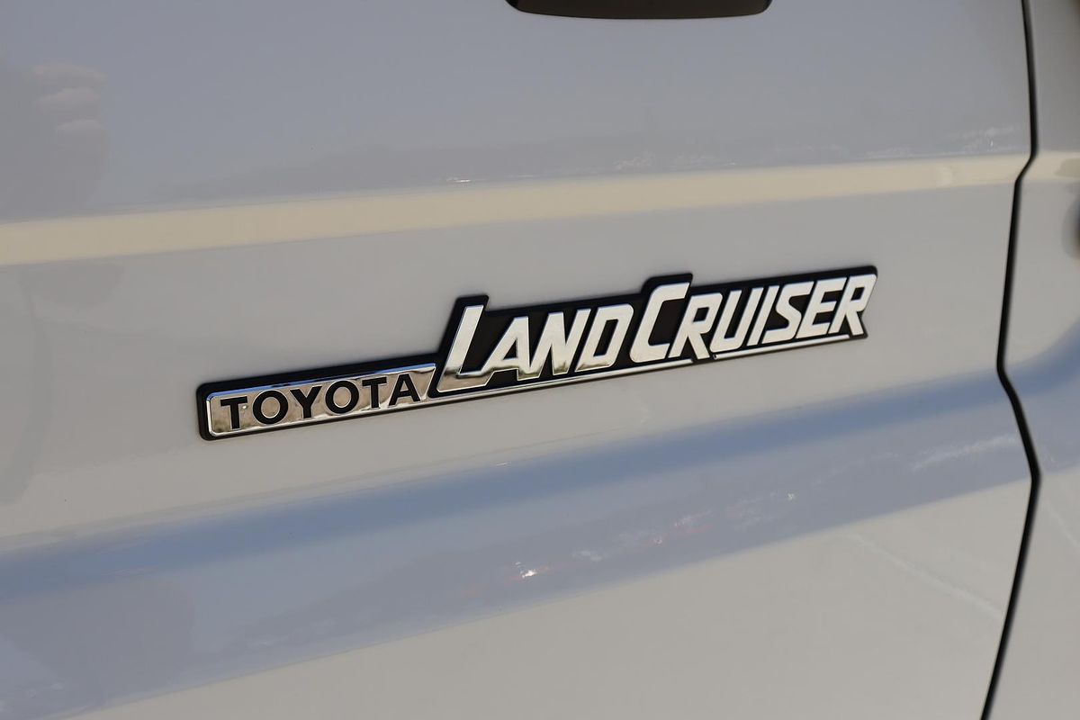 2023 Toyota Landcruiser Workmate VDJ76R