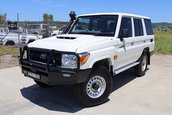 2023 Toyota Landcruiser Workmate VDJ76R