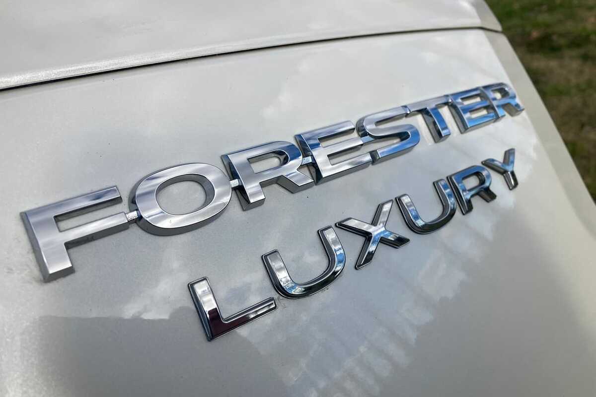 2015 Subaru FORESTER 2.5i-L S4