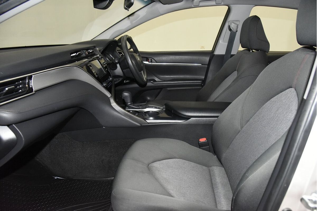 2018 Toyota Camry Ascent ASV70R