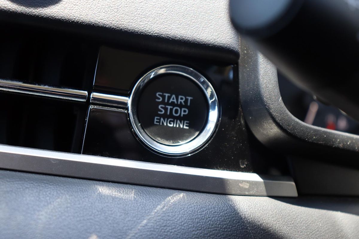 2022 Mitsubishi Outlander ES ZM