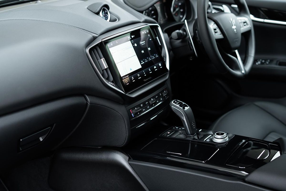 2023 Maserati Ghibli GT M157