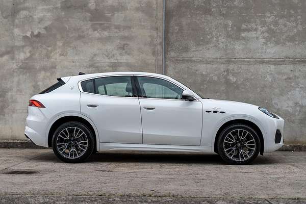 2024 Maserati Grecale GT M182
