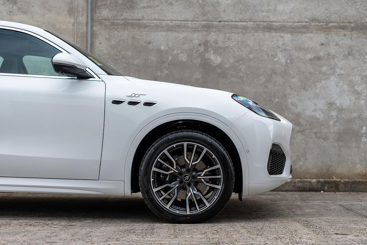 2024 Maserati Grecale GT M182