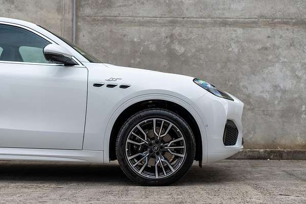 2024 Maserati Grecale GT M182
