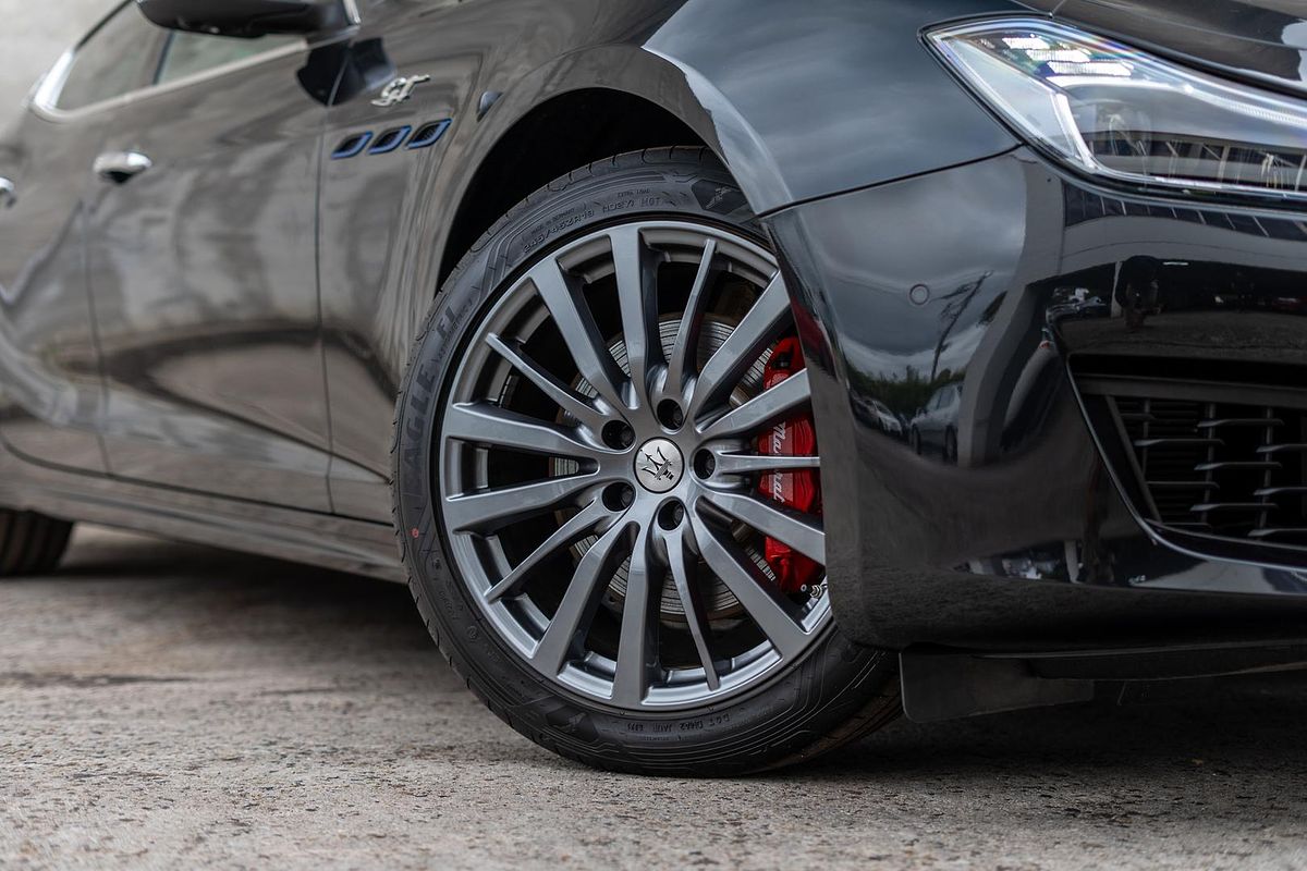 2023 Maserati Ghibli GT M157