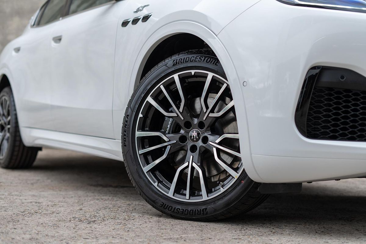 2024 Maserati Grecale GT M182