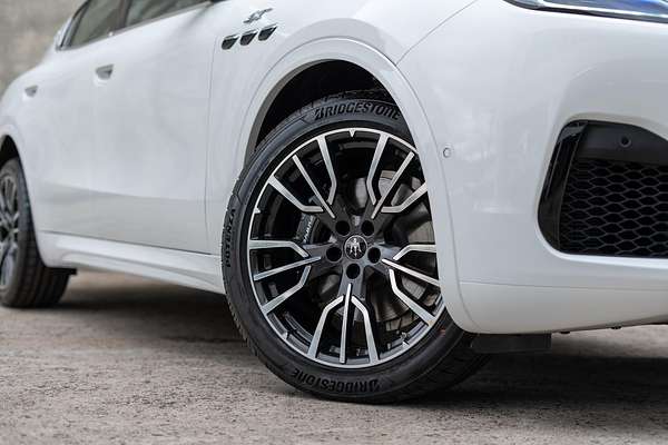 2024 Maserati Grecale GT M182