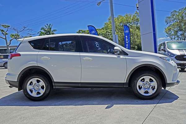 2018 Toyota RAV4 GX ZSA42R