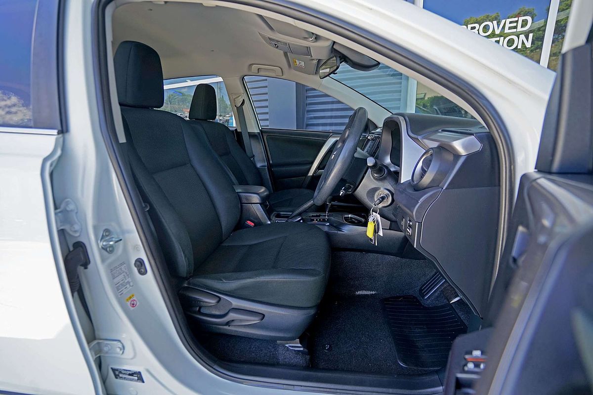 2018 Toyota RAV4 GX ZSA42R