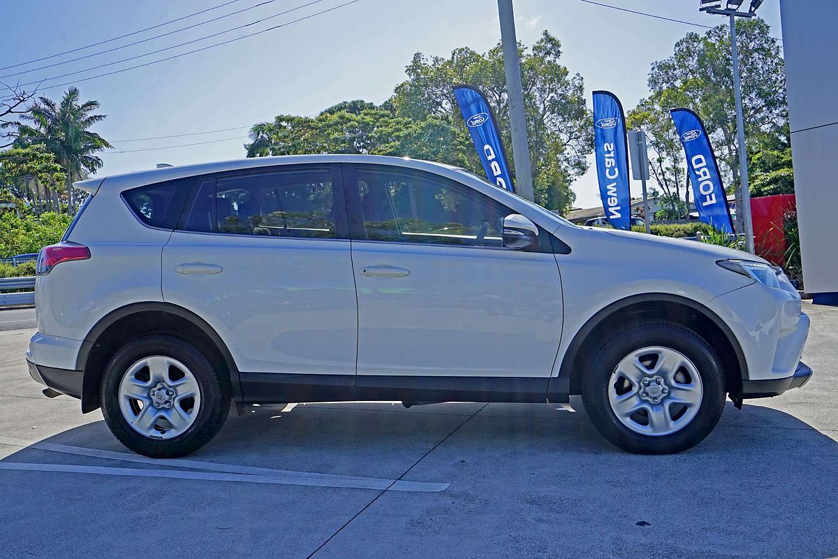 2018 Toyota RAV4 GX ZSA42R