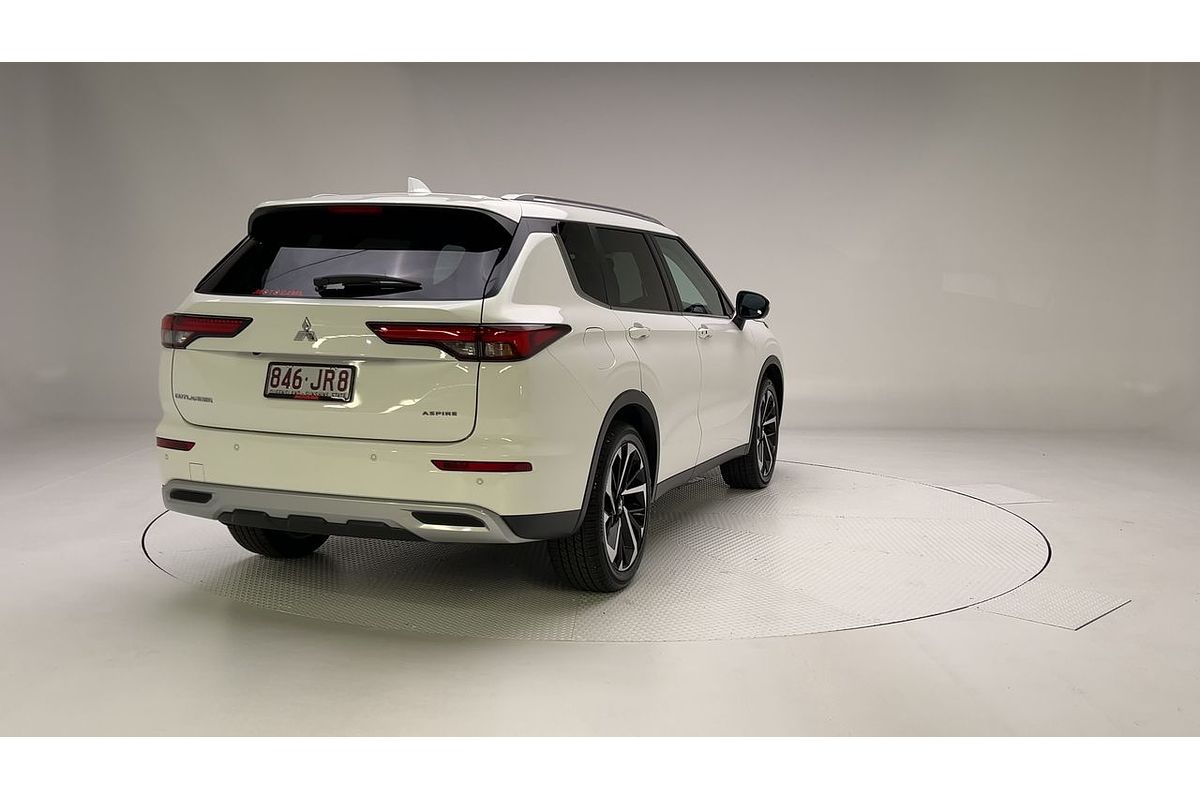 2023 Mitsubishi Outlander Aspire ZM